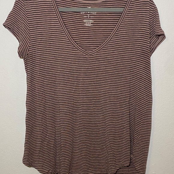 Tops - Picture 3 of 9